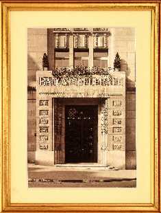Entrance of the Swiss Federal Bank in Lausanne in 1912